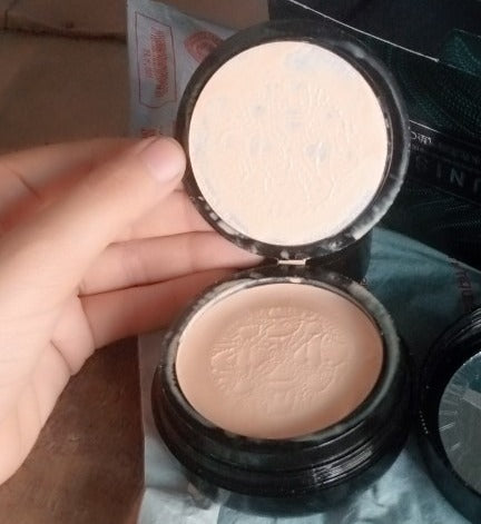 Sunisa Base Foundation (Waterproof)